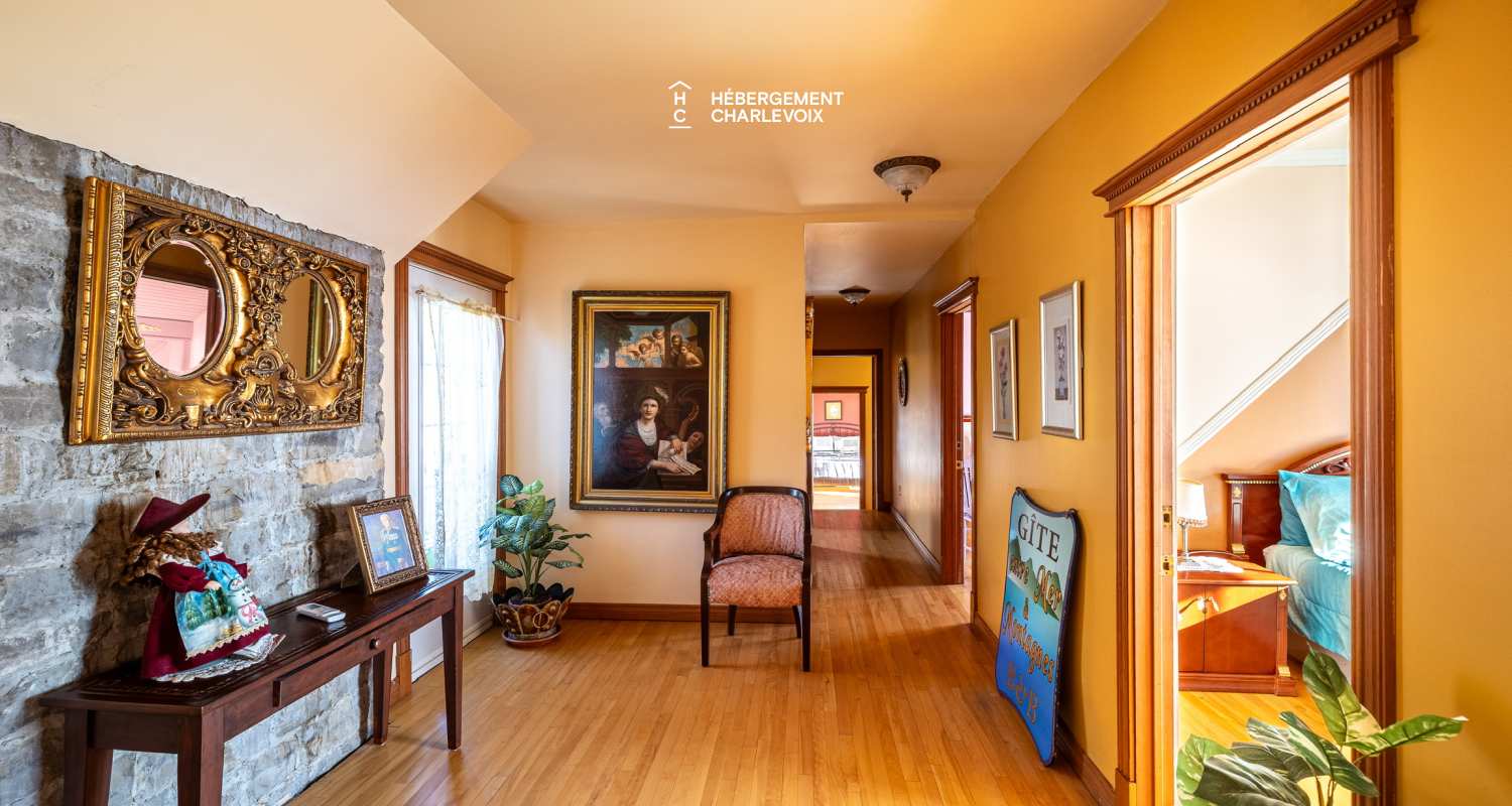 JAU-230 - Historic riverfront home with private hot tub